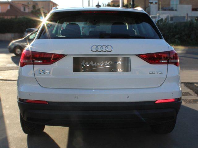 AUDI Q3 2.0 TDI 150 CV S tronic Business