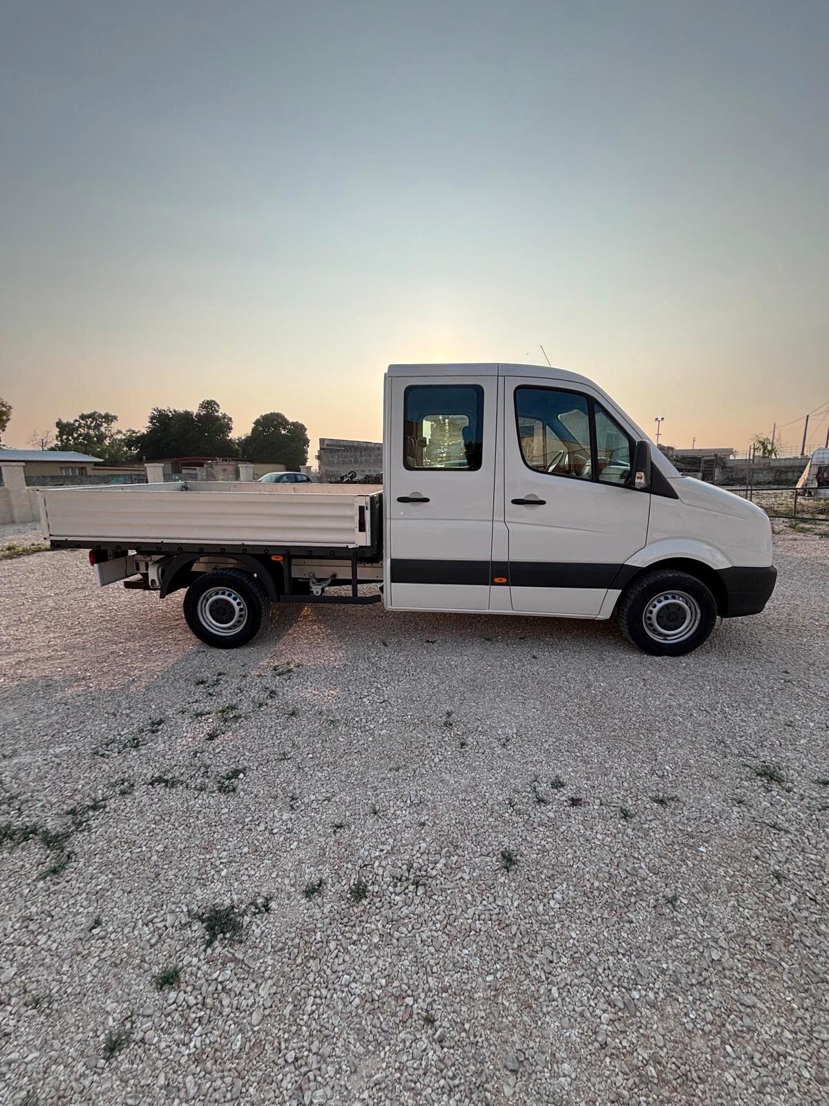 volkswagen crafter 2.0 tdi L2H1 DC 6 POSTI