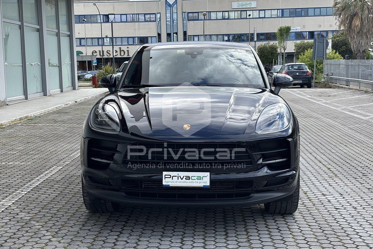 PORSCHE Macan 2.0