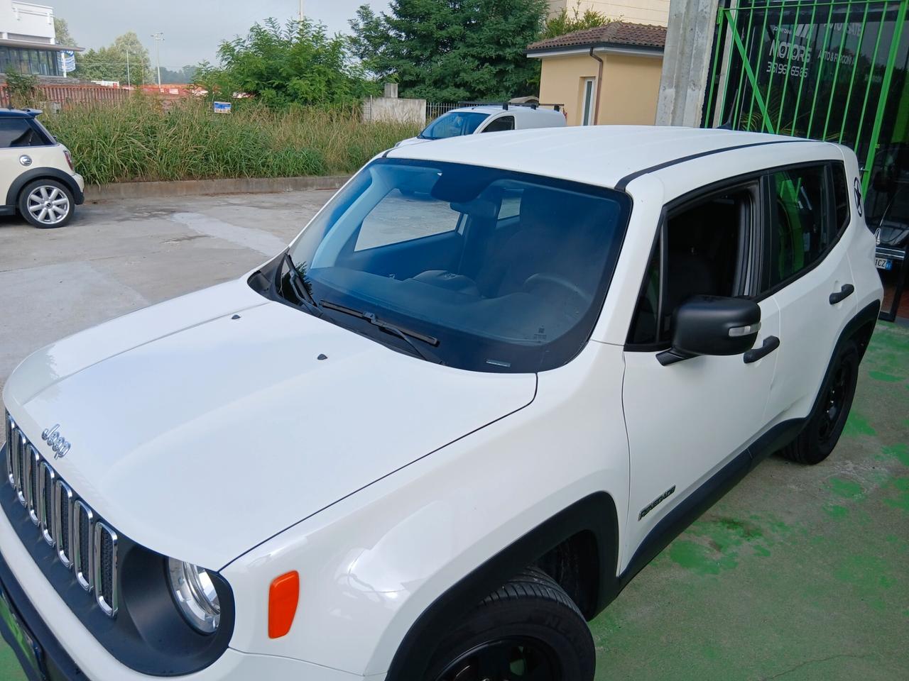 Jeep Renegade 1.6 E-TorQ EVO Sport