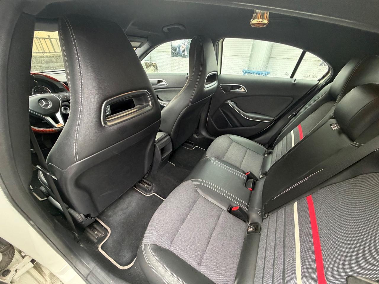 MERCEDES - BENZ A 200 CDI 136CV - 2013 MANUALE