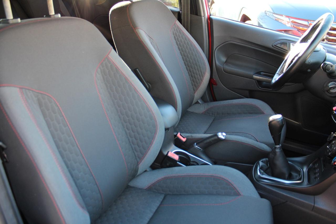 Ford Fiesta 1.5 TDCi 95CV 5 porte ST-Line