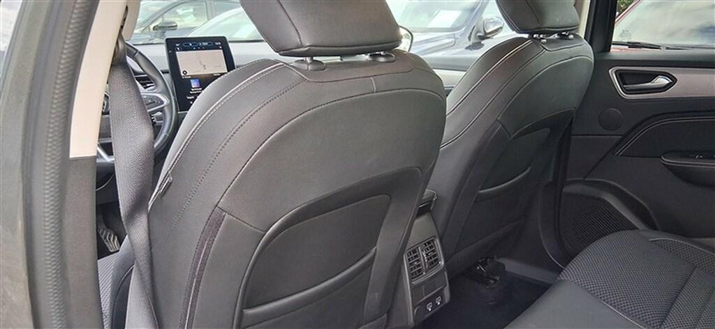 Renault Arkana 1.3 TCe Intens EDC