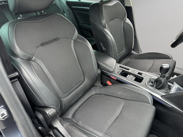RENAULT Megane Mégane Sporter Blue dCi 115 CV Intense