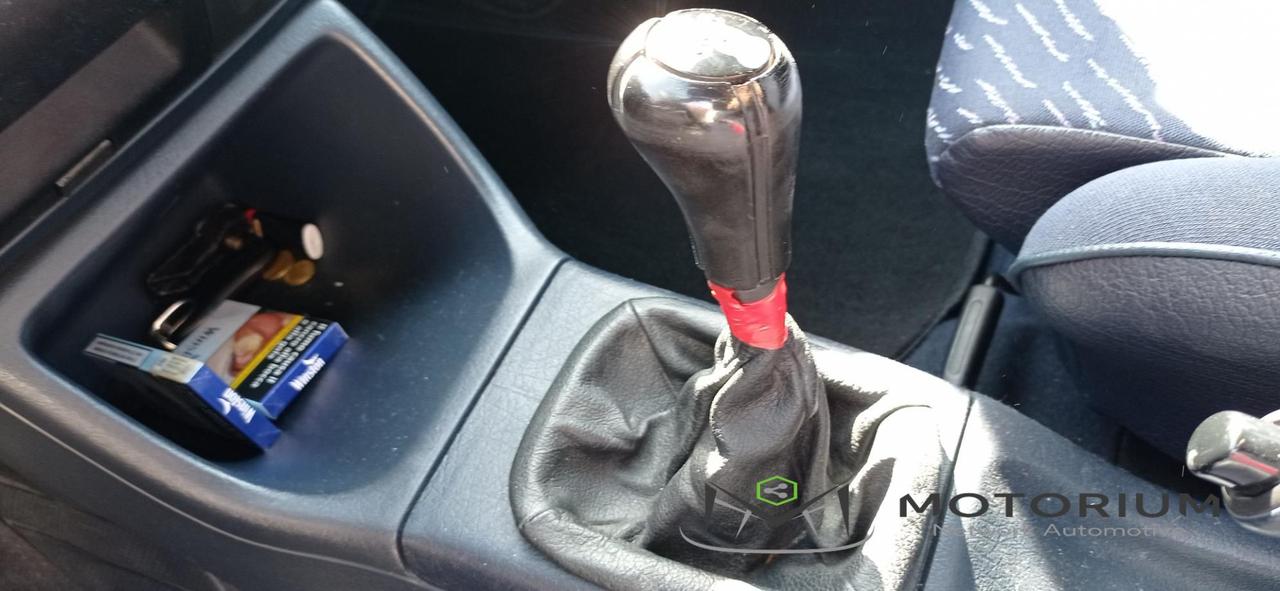 Volkswagen Golf Cabriolet 1.6 cat Classic