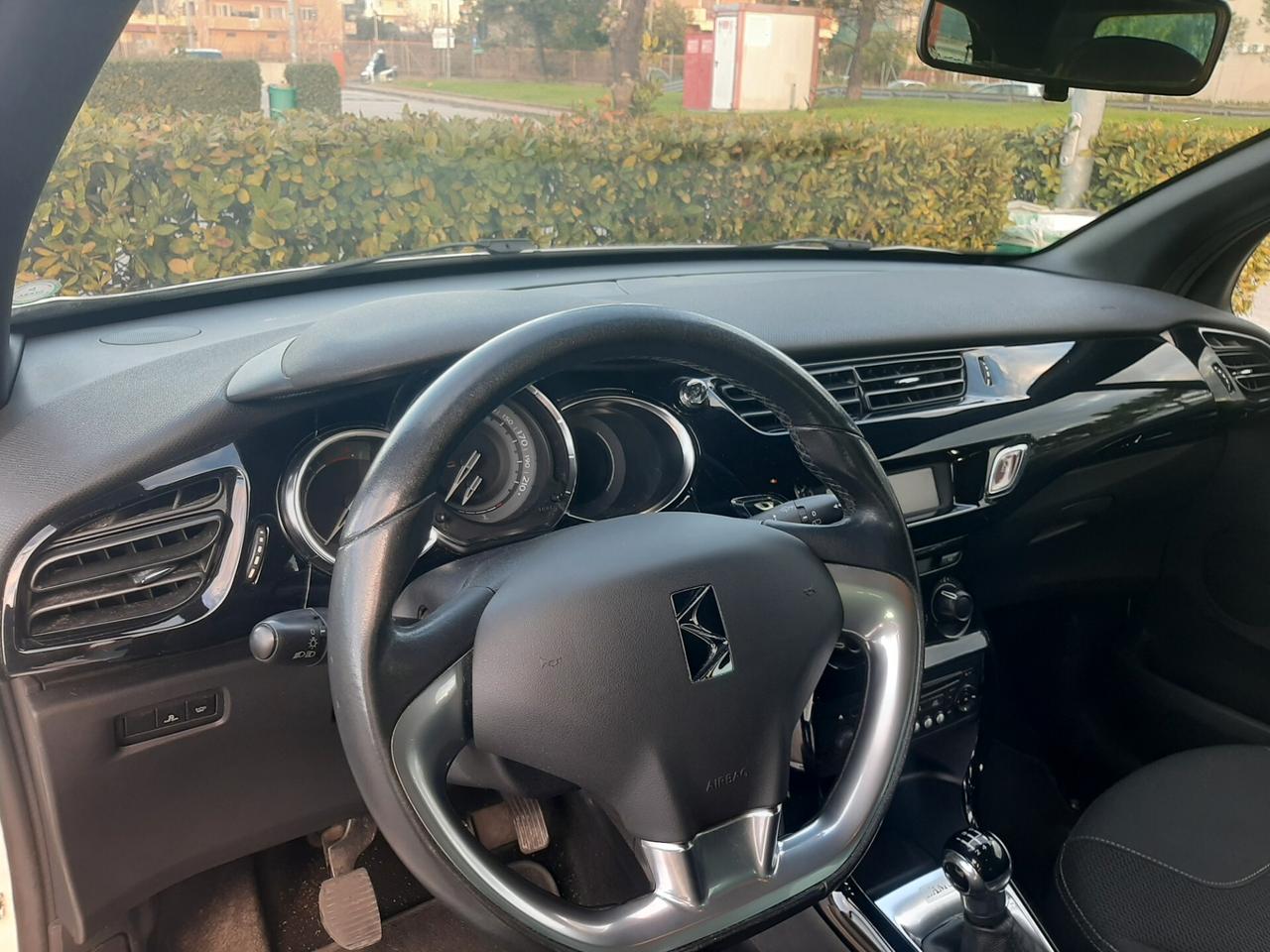 Ds DS3 3 1.6 e-HDi 90 airdream So Chic