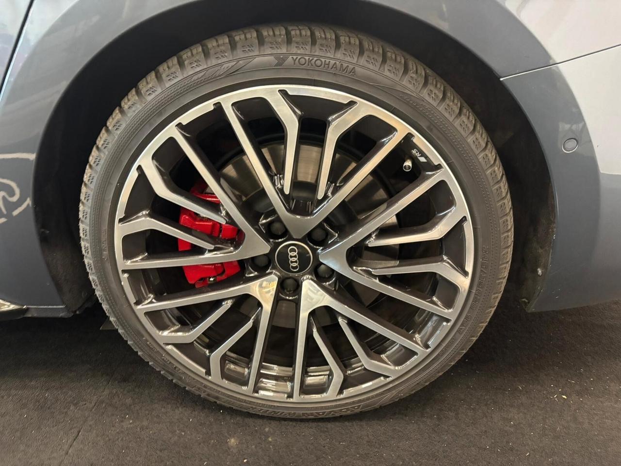 Audi A5 Avant e-hybrid 270 kW S tronic quattro Line Edition