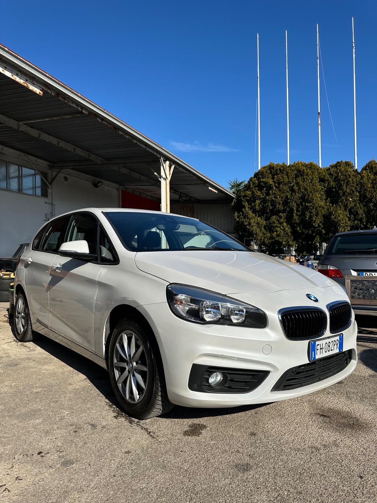 BMW 216d Active Tourer Luxury