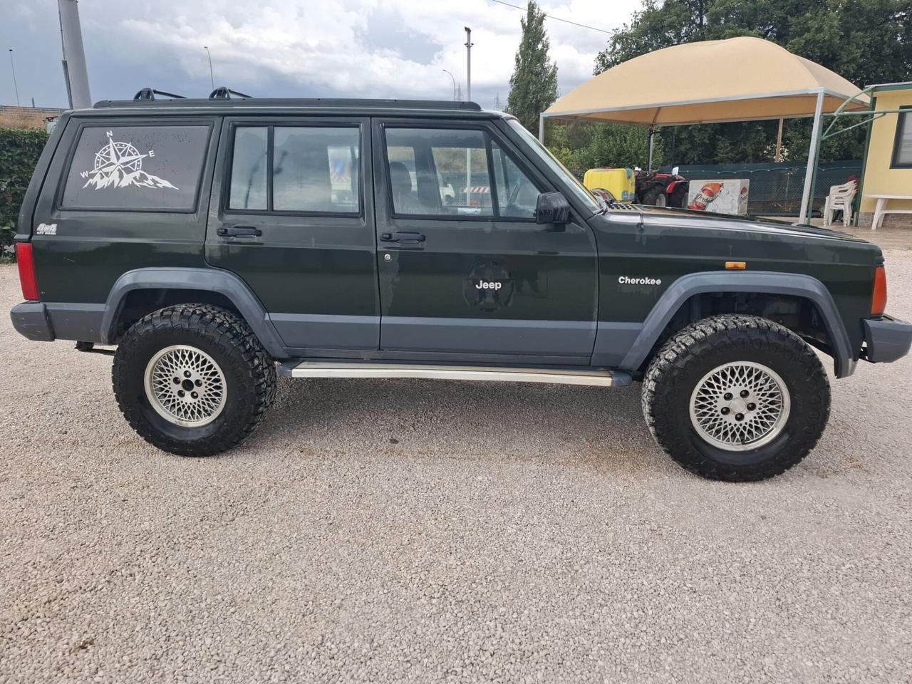 Jeep Cherokee 2.5 TD 5 porte Selec-Trac Country