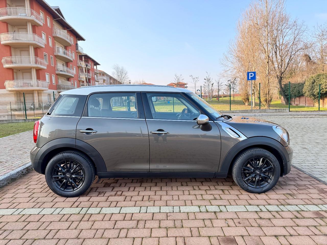 MINI Countryman D 1.6