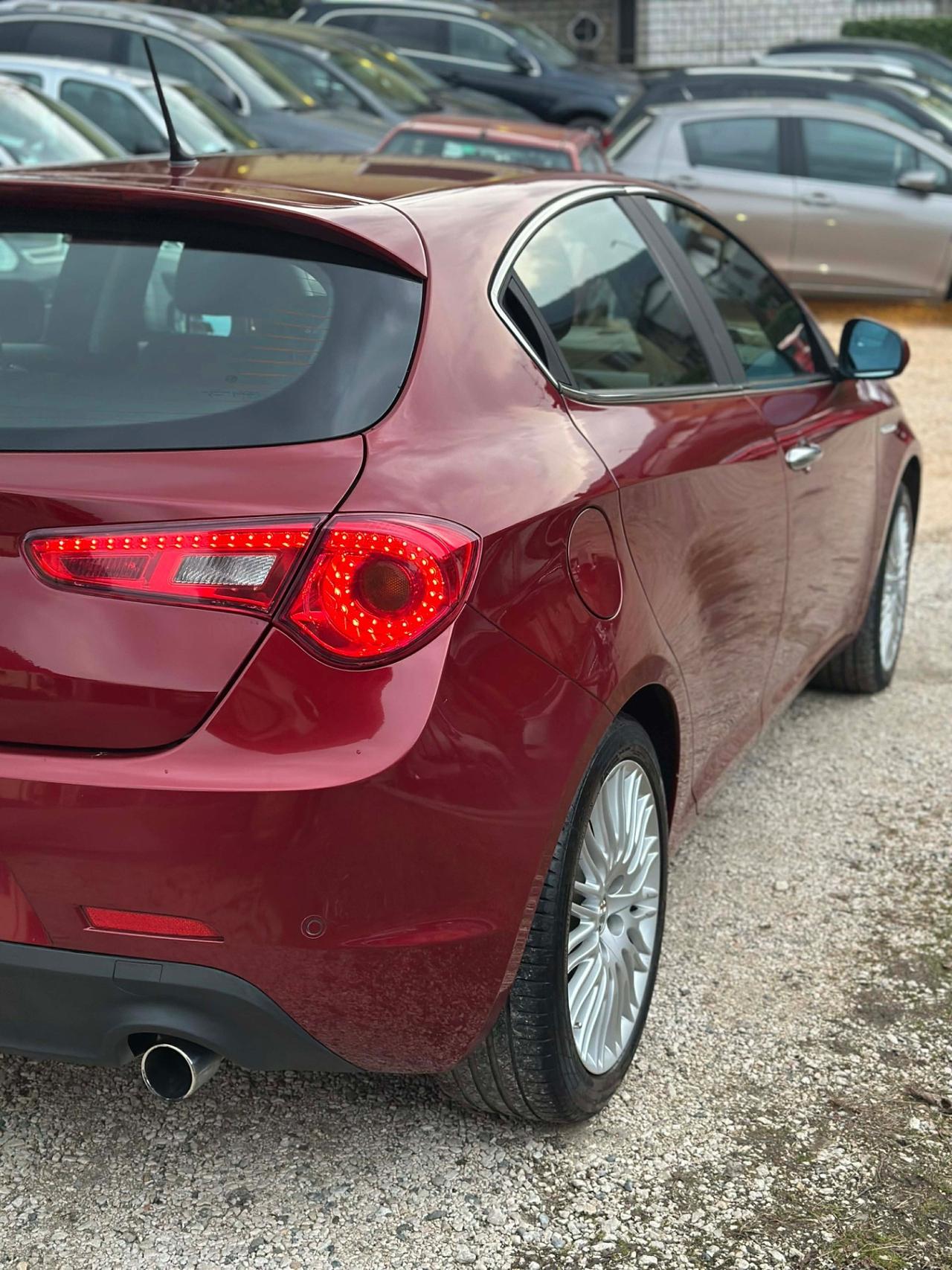 Alfa Romeo GIULIETTA 2.0 JTDm-2 140 CV DISTINCTIVE KMCERT