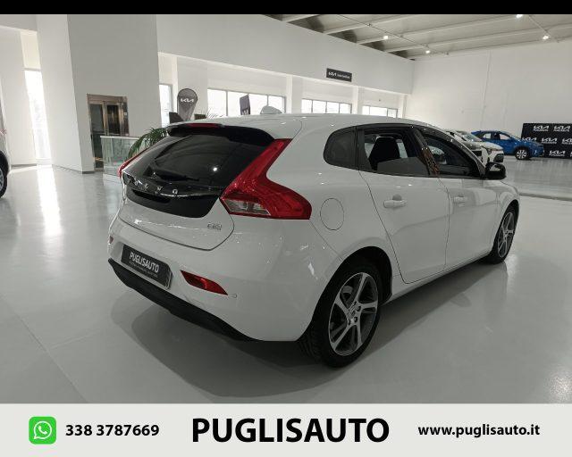 VOLVO V40 D2 Kinetic
