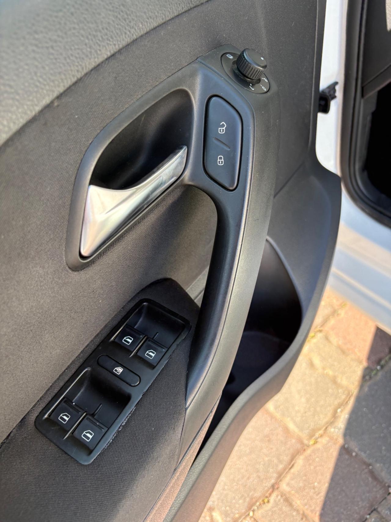 Volkswagen Polo 1.4 5 porte Highline BiFuel