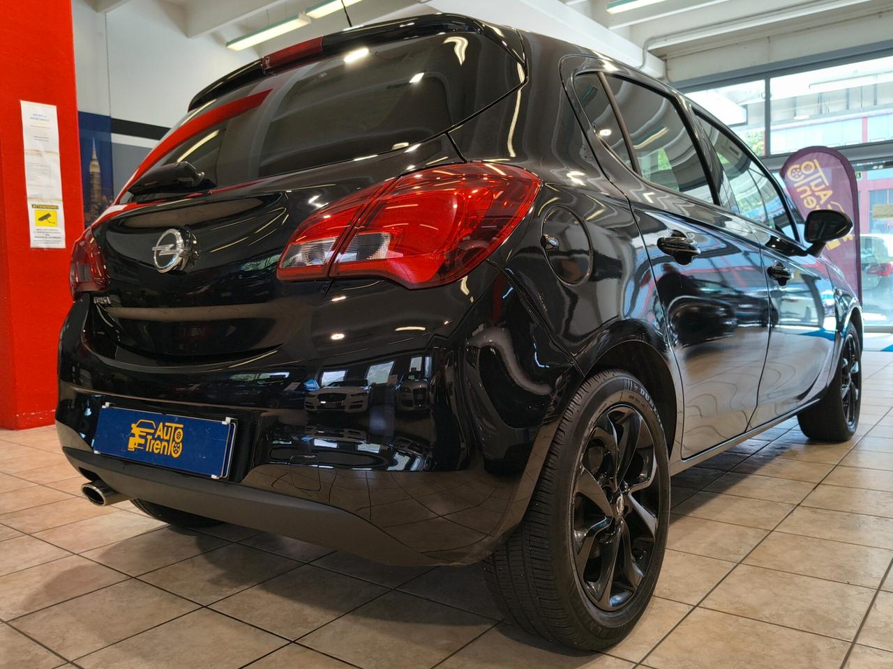 Opel Corsa 1.2 5 porte Innovation solo 119.000 km