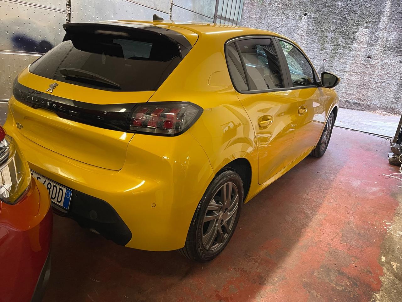 Peugeot 208 PureTech 75 Stop&Start 5 porte Like