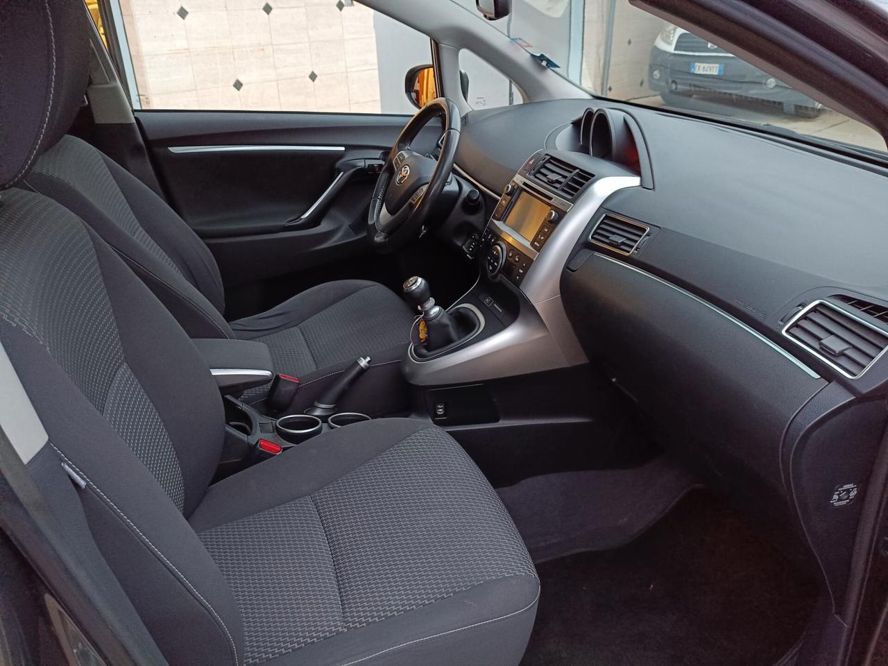 Toyota Verso 1.6 D-4D Style