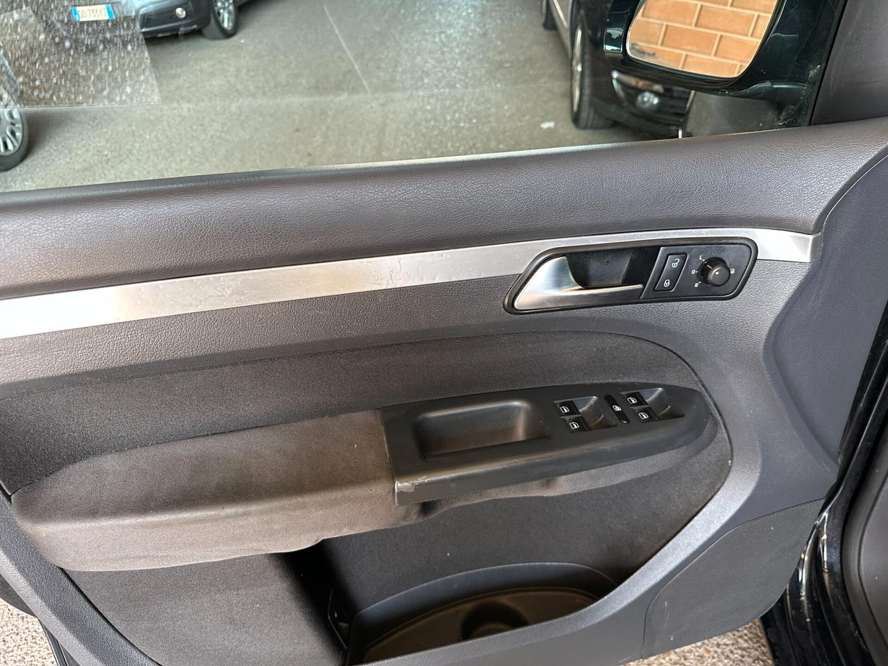 Volkswagen Touran 2.0 TDI DPF Highline 7 Posti