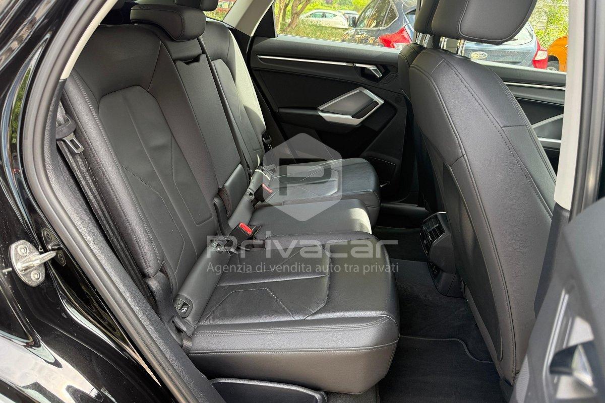 AUDI Q3 SPB 35 TDI S tronic Business Plus