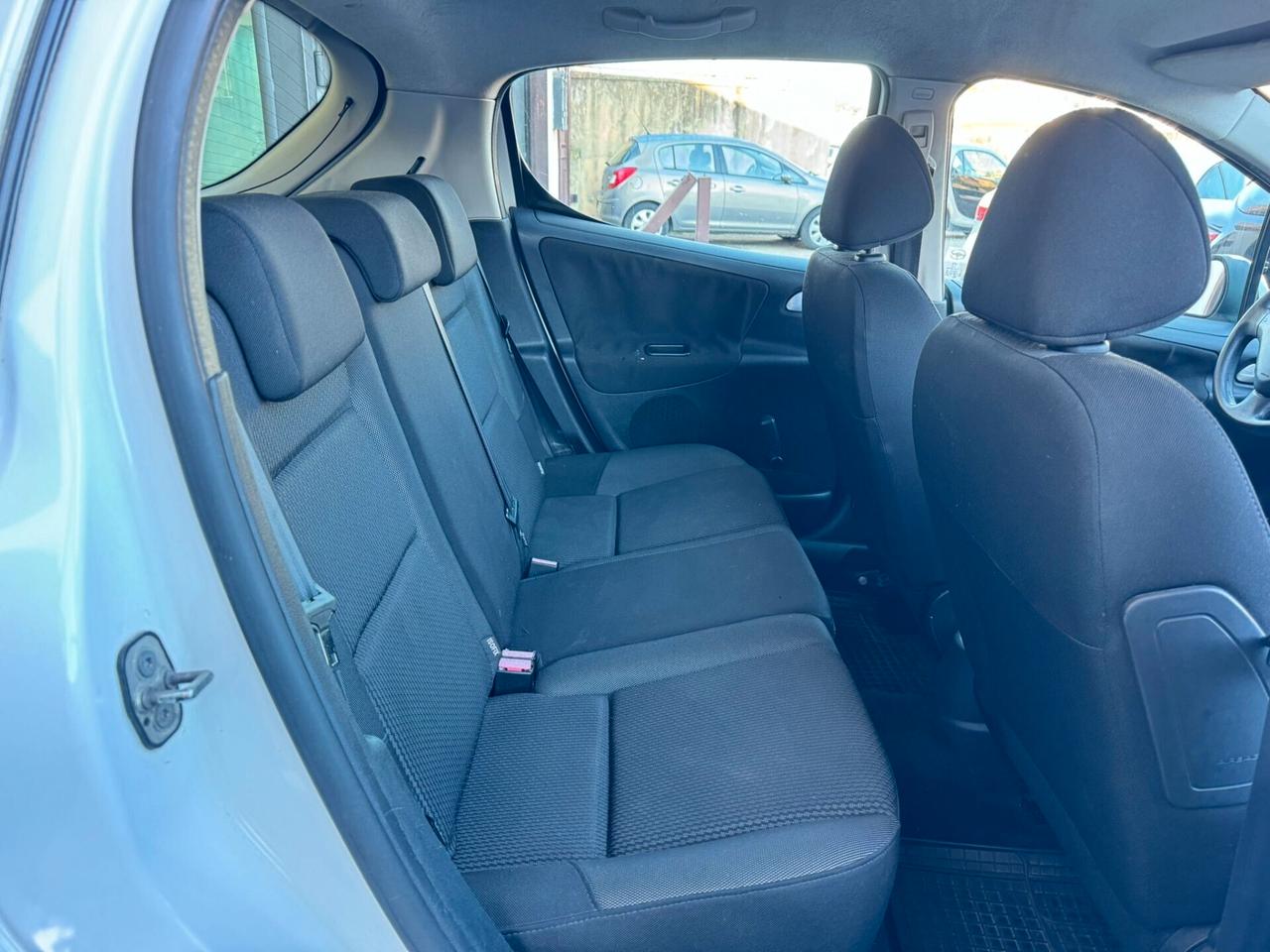 Peugeot 207 1.4 HDi 70 cavalli 5 porte EURO5