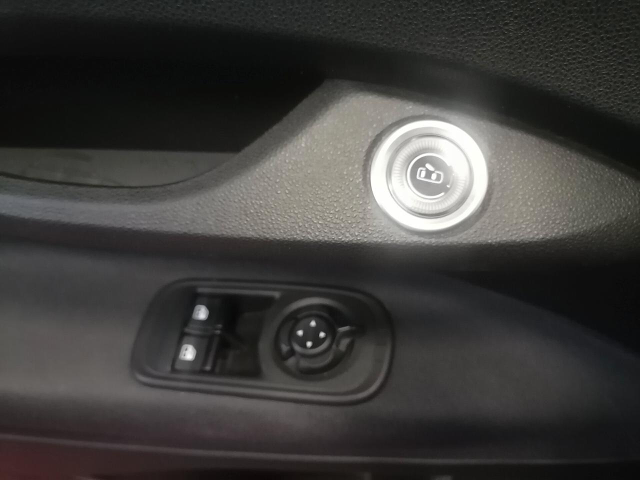Fiat 500 500e Berlina 42 kWh La Prima
