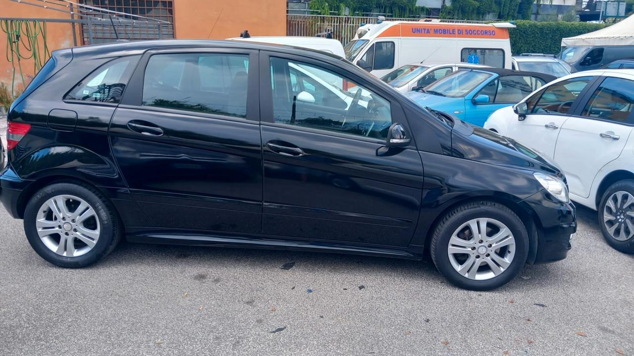 Mercedes-benz B 180 CDI Premium