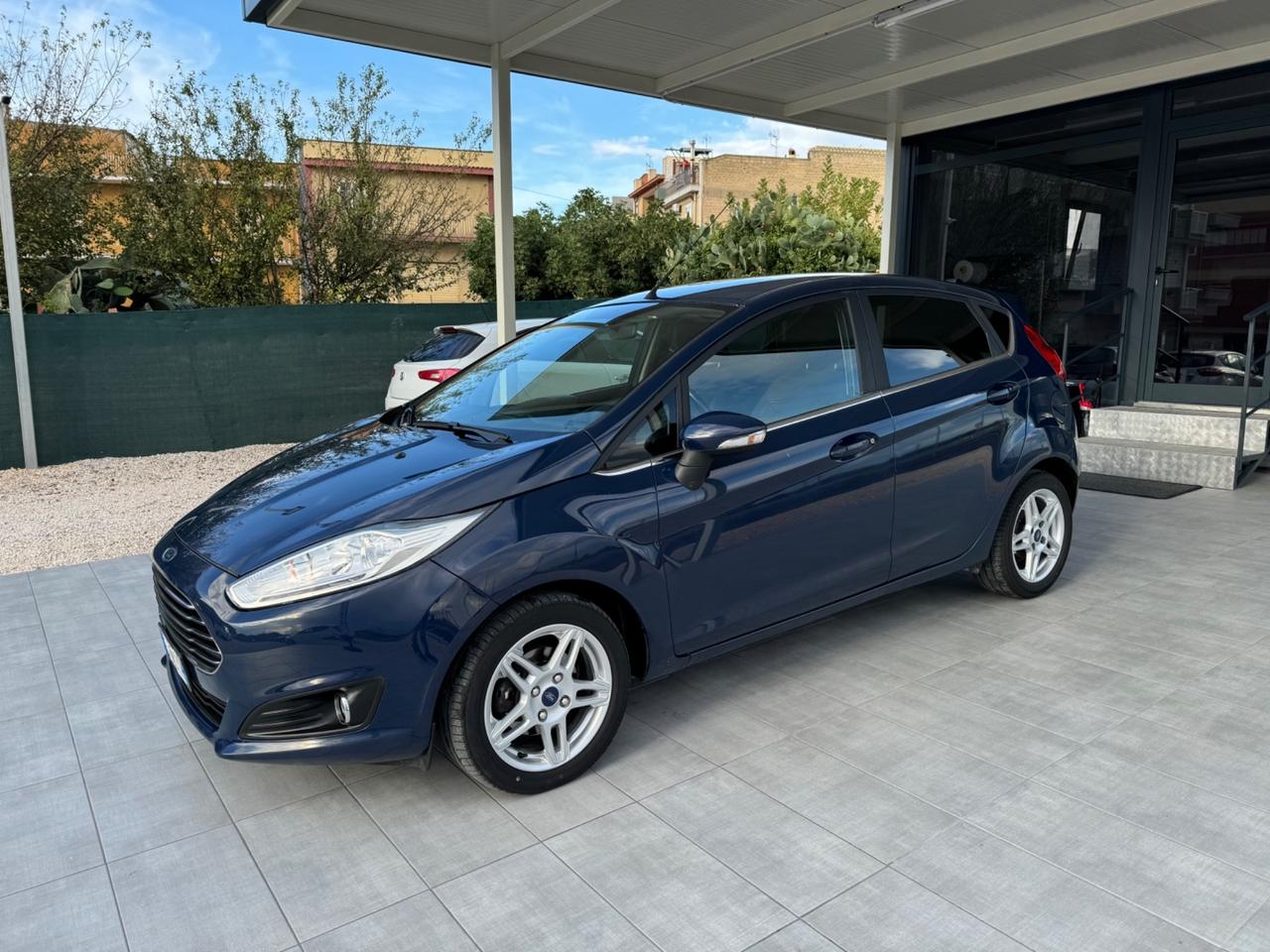 Ford Fiesta 1.5 TDCi 75CV 5 porte Titanium