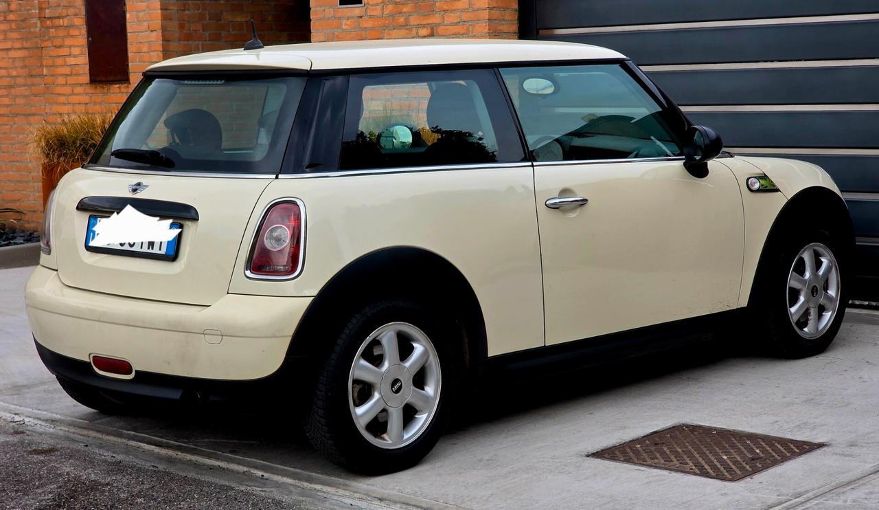 Mini 1.4 benzină Gpl One neopatentati