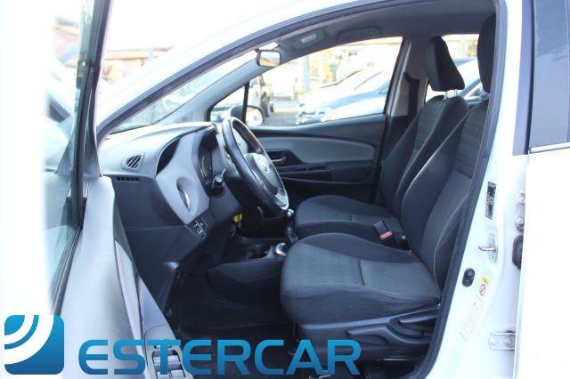 TOYOTA Yaris 1.0 5 porte