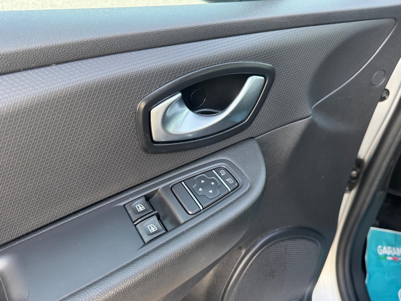 Renault Clio dCi 8V 75CV Start&Stop 5 porte Energy Life