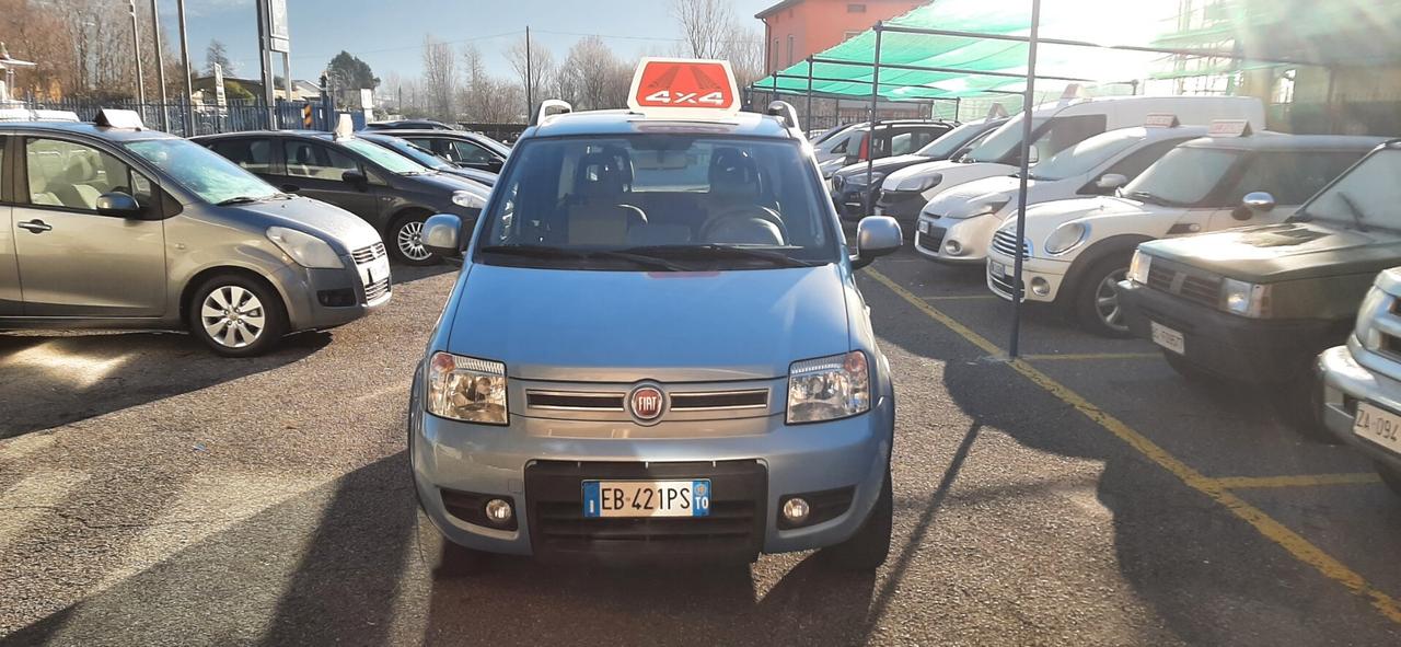 Fiat Panda 1.2 4x4 Climbing