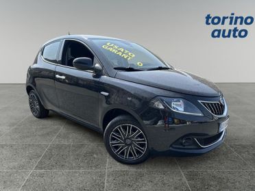 Lancia Ypsilon 1.0 FireFly 70cv Hybrid Silver