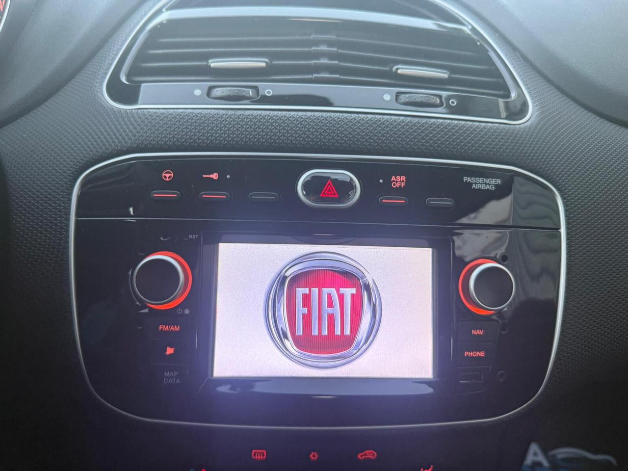 Fiat Punto 1.2 benzina navigatore