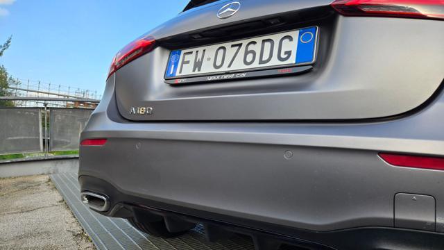 MERCEDES-BENZ A 180 PREMIUM AMG AUT GRIGIO MAGNO DESIGNO PELLE UNIPRO