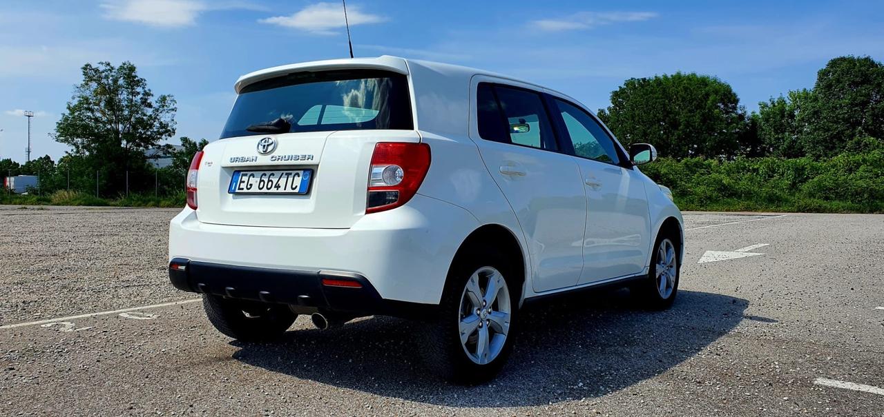 Toyota Urban Cruiser Urban Cruiser 1.4 D-4D AWD Lounge X