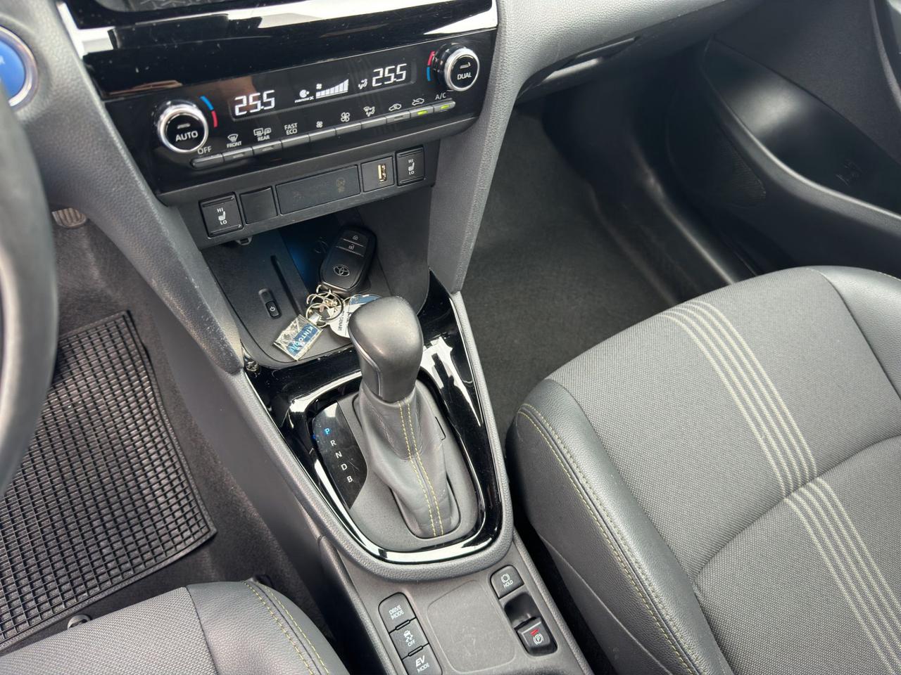 Toyota Yaris Cross 1.5h Adventure fwd 116cv e-cvt