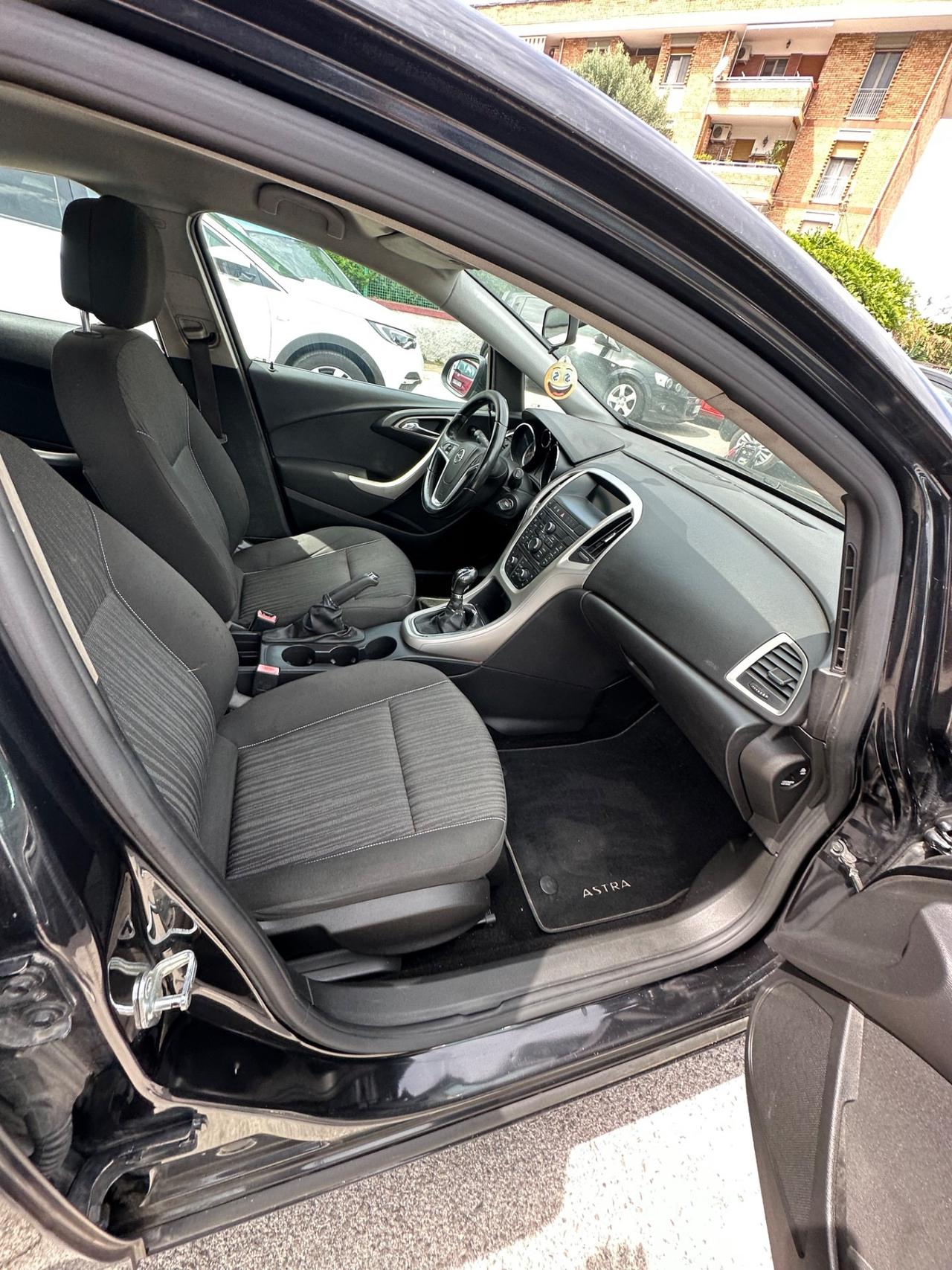 Opel Astra 1.4 Turbo 140CV 5 porte GPL Tech Cosmo