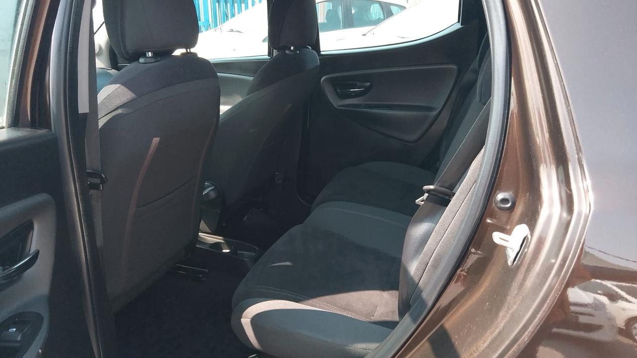 Lancia Ypsilon 1.2 BENZINA