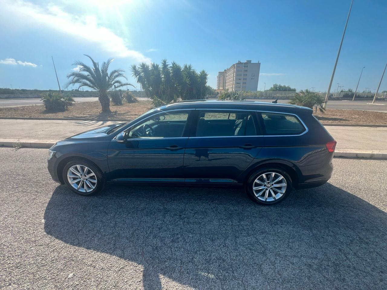 Volkswagen Passat SW 1.6 TDI DSG Business 2019