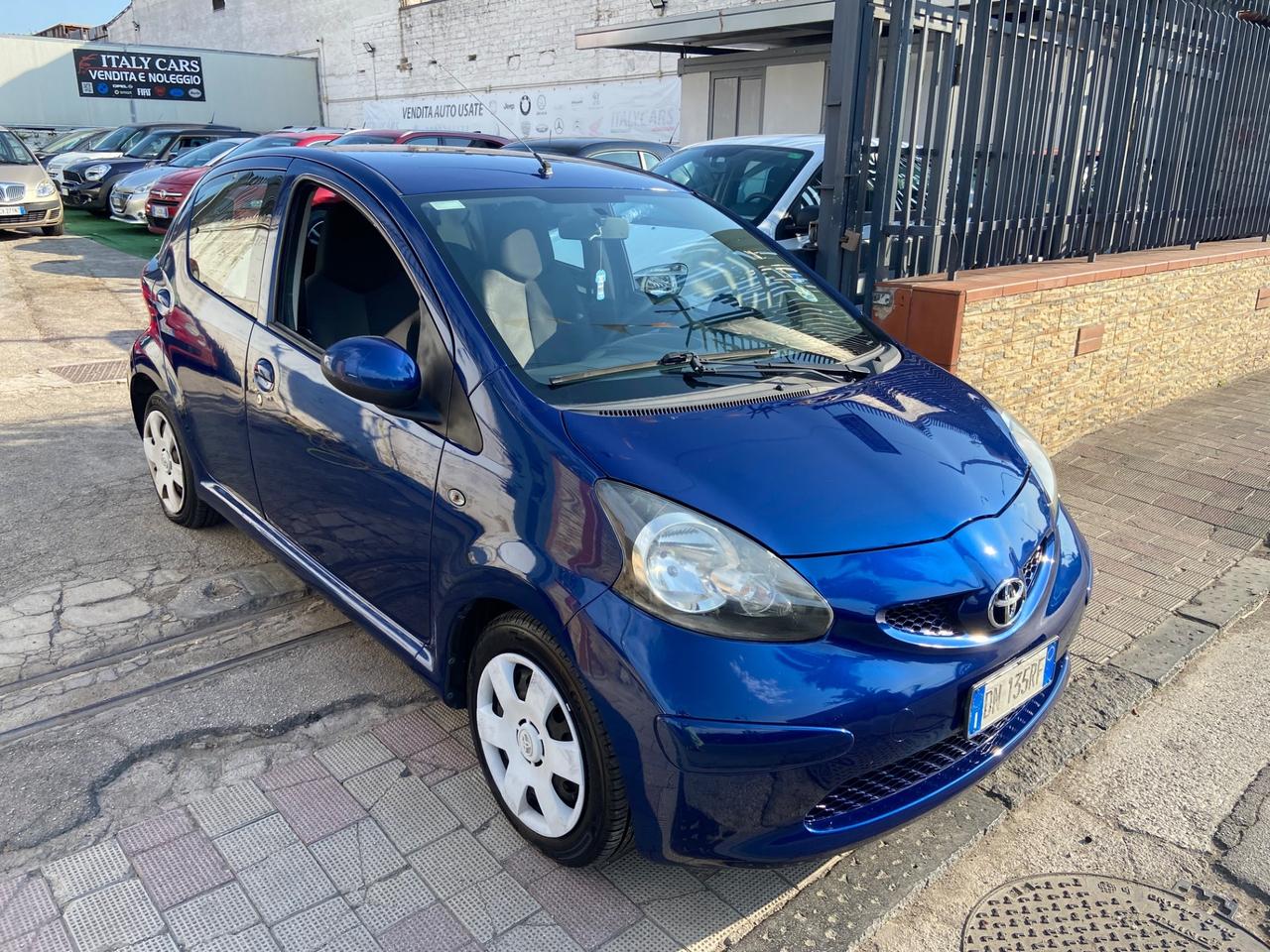 Toyota Aygo 1.0 12V VVT-i 5 porte AUTOMATICO