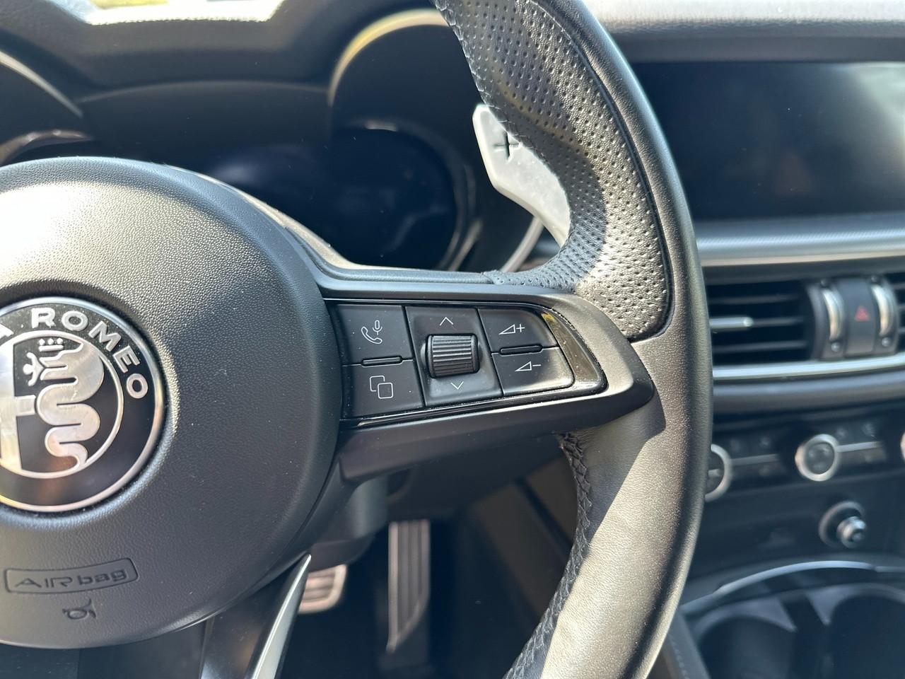 ALFA ROMEO Stelvio 2023 - Stelvio 2.2 t Veloce Q4 210cv auto