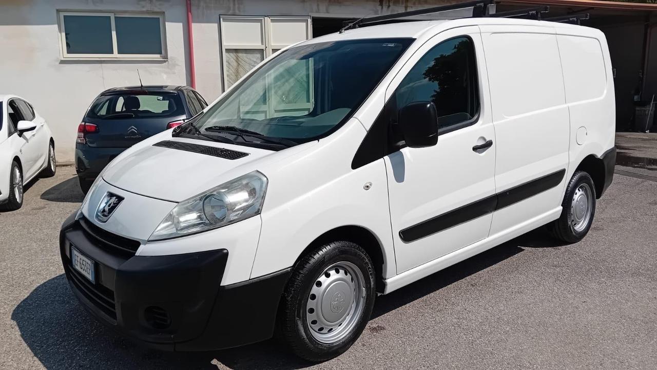 Peugeot expert cargo 3 post-2.0 hdi -12/2010