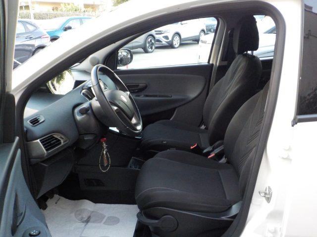 LANCIA Ypsilon 1.0 FireFly 5 porte S&S Hybrid Gold