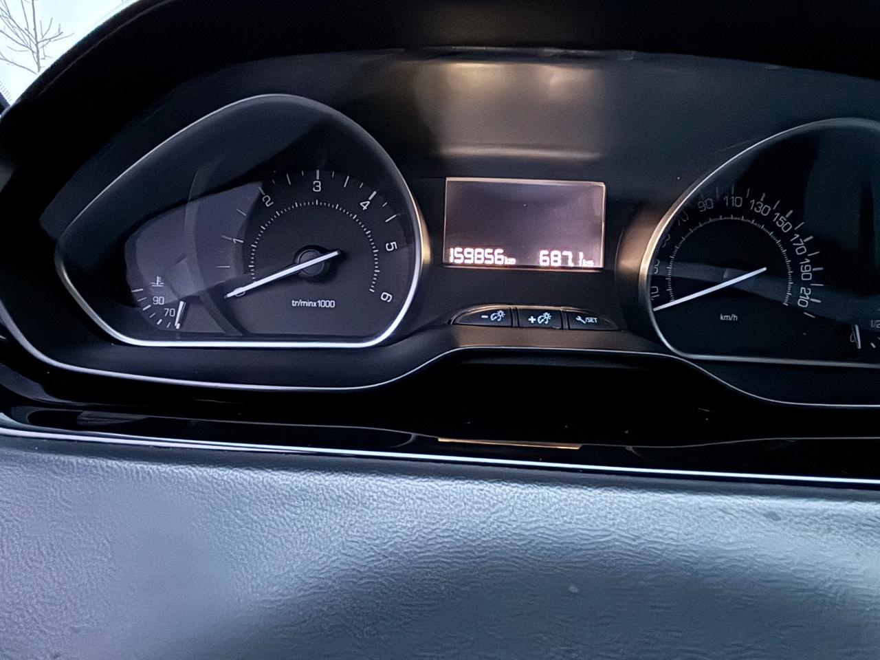 Peugeot 208 BlueHDi 75 5 porte Allure