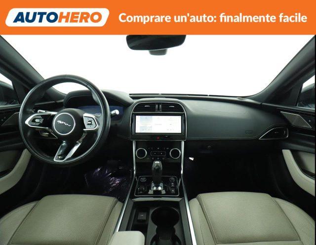 JAGUAR XE 2.0 D 204 CV aut. R-Dynamic HSE