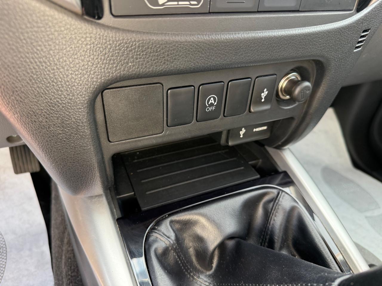Mitsubishi L200 2.4 DI-D/181CV Club Cab Intense Hp Mivec SDA