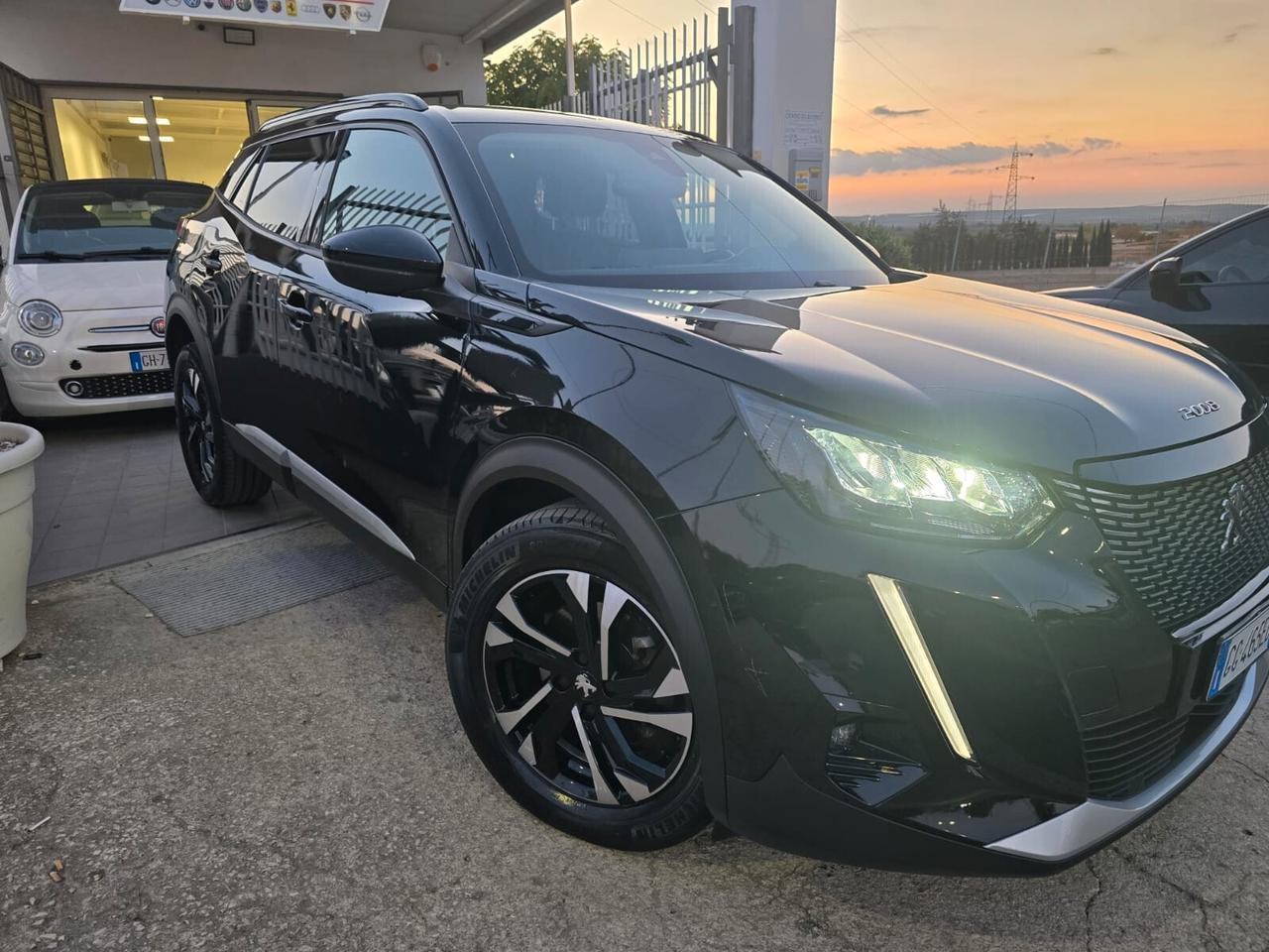 Peugeot 2008 BlueHDi 130 S&S EAT8 Allure