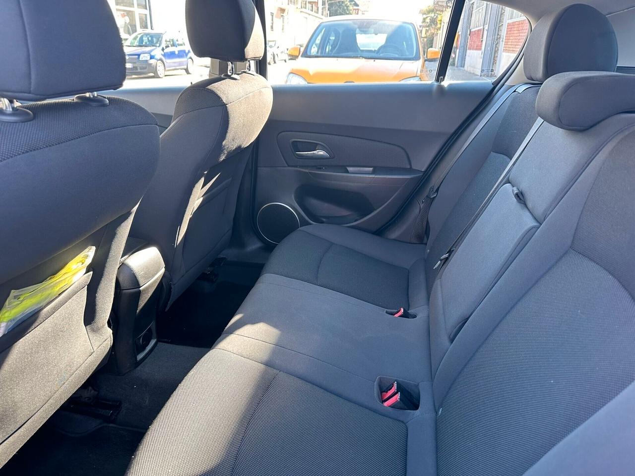 Chevrolet Cruze 1.6 5 porte LT