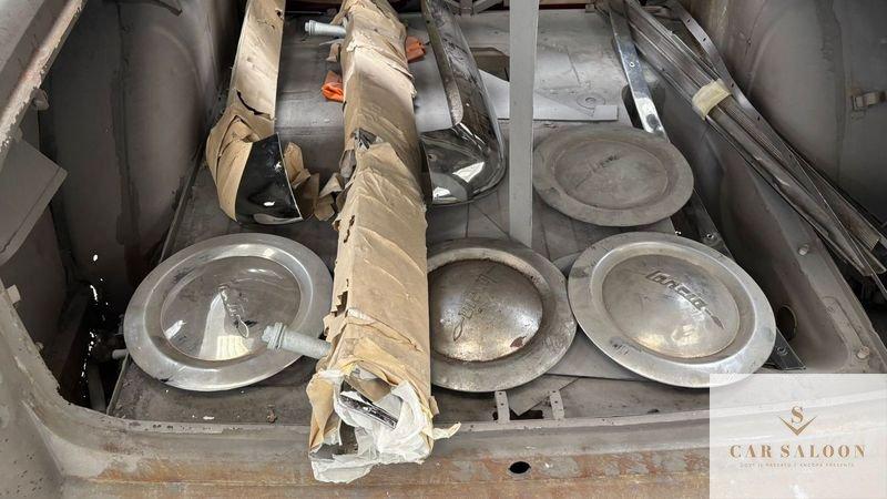 Lancia Flaminia 2.5 – 1963 - Progetto Restauro - Materiale incluso