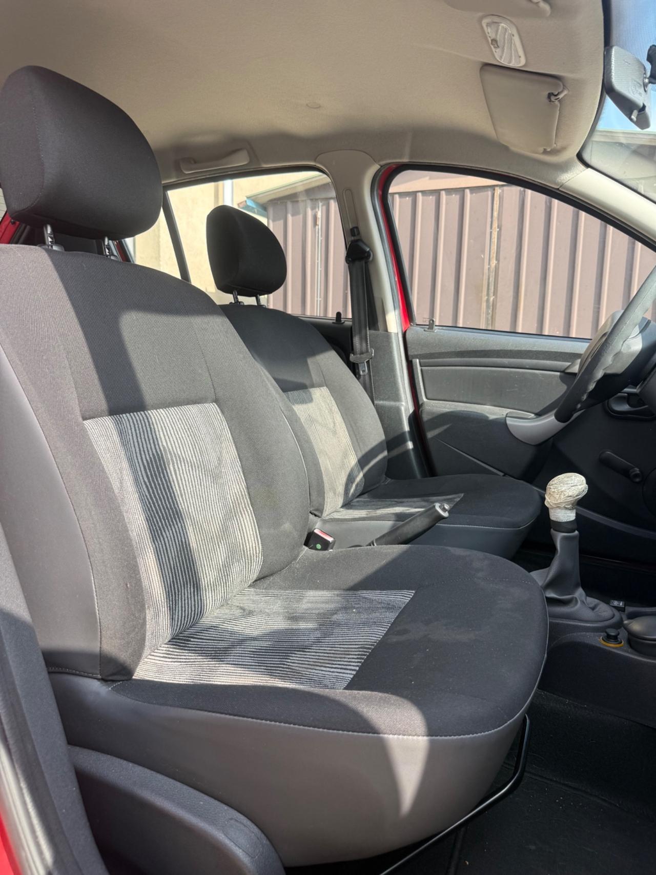 Dacia Sandero 1.4 8V GPL Lauréate