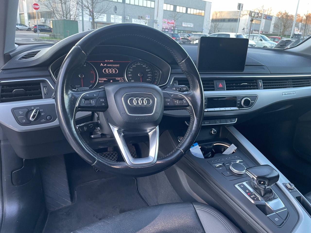 Audi A4 allroad 3.0 TDI 218 CV*Automatik*Pelle*Navi